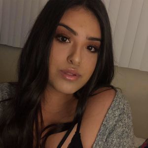 Meet your Posher, Cecilia